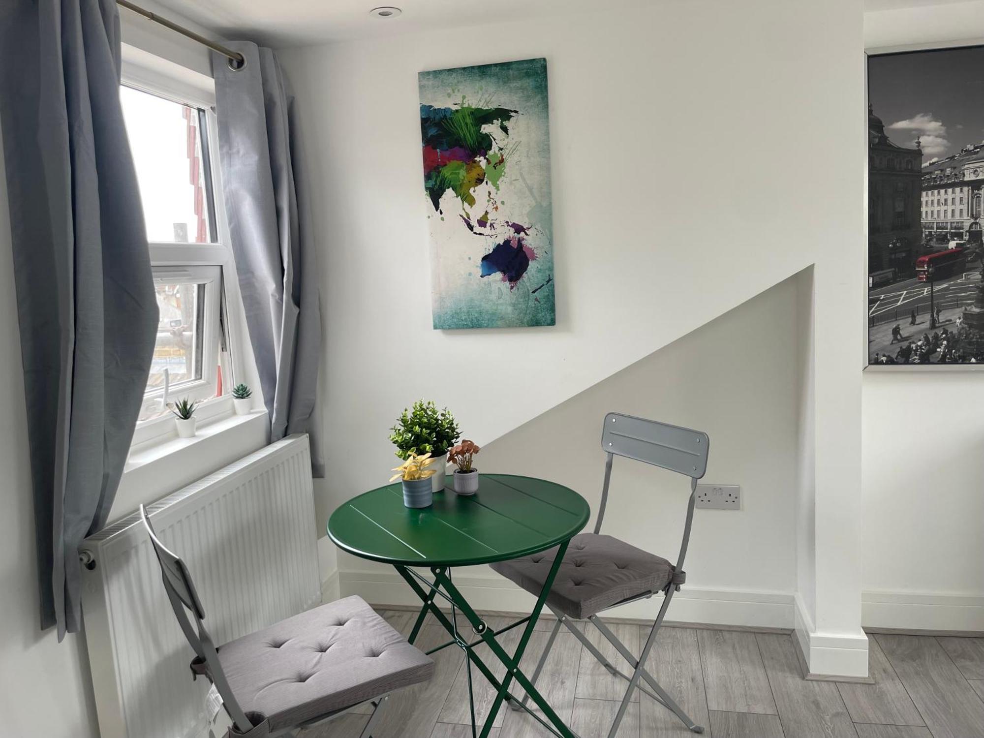 Amazing Studios 4 - East London Appartement