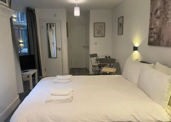 Amazing Studios 4 - East London